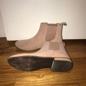 Chelsea Boots